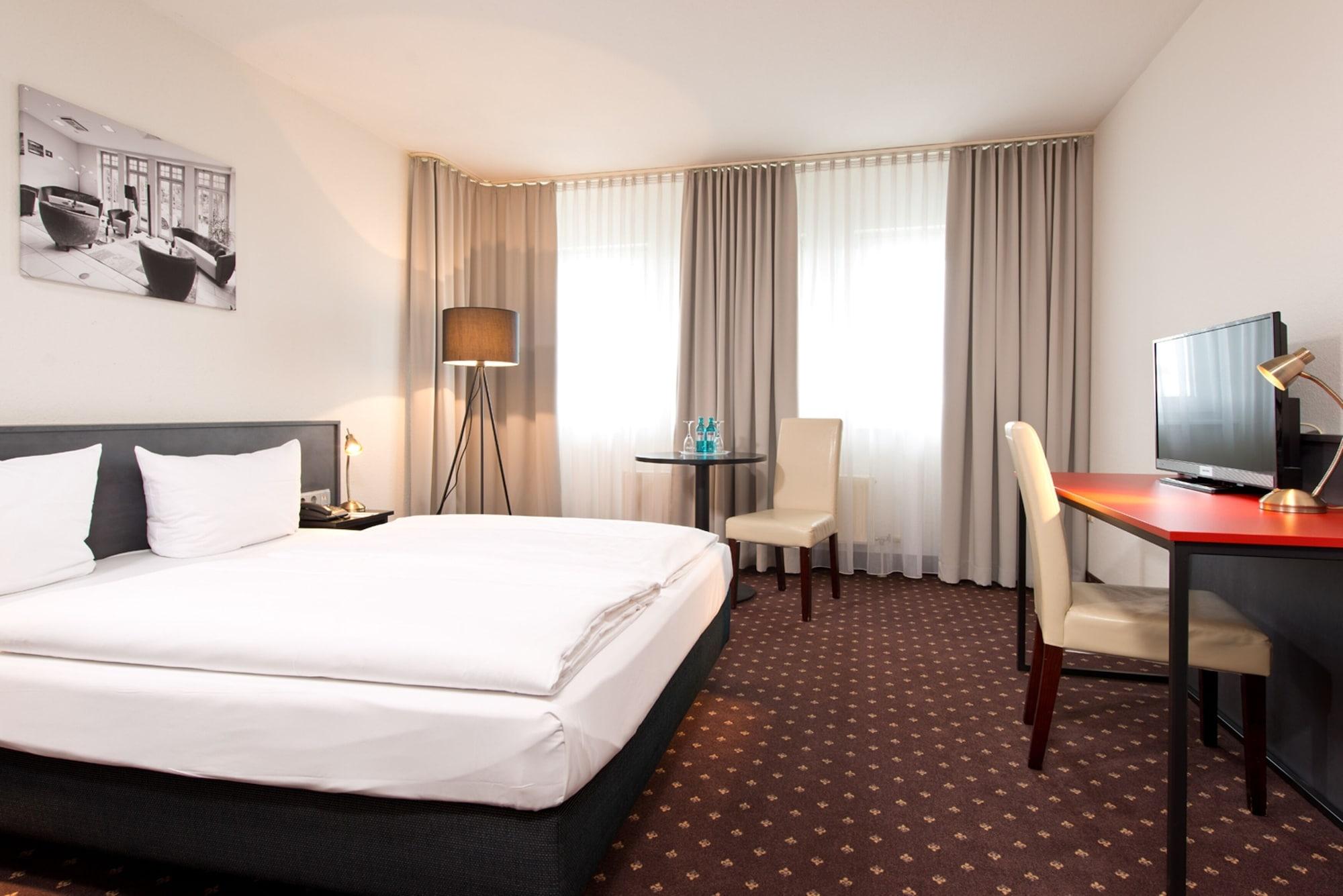 Achat Hotel Hockenheim Kültér fotó