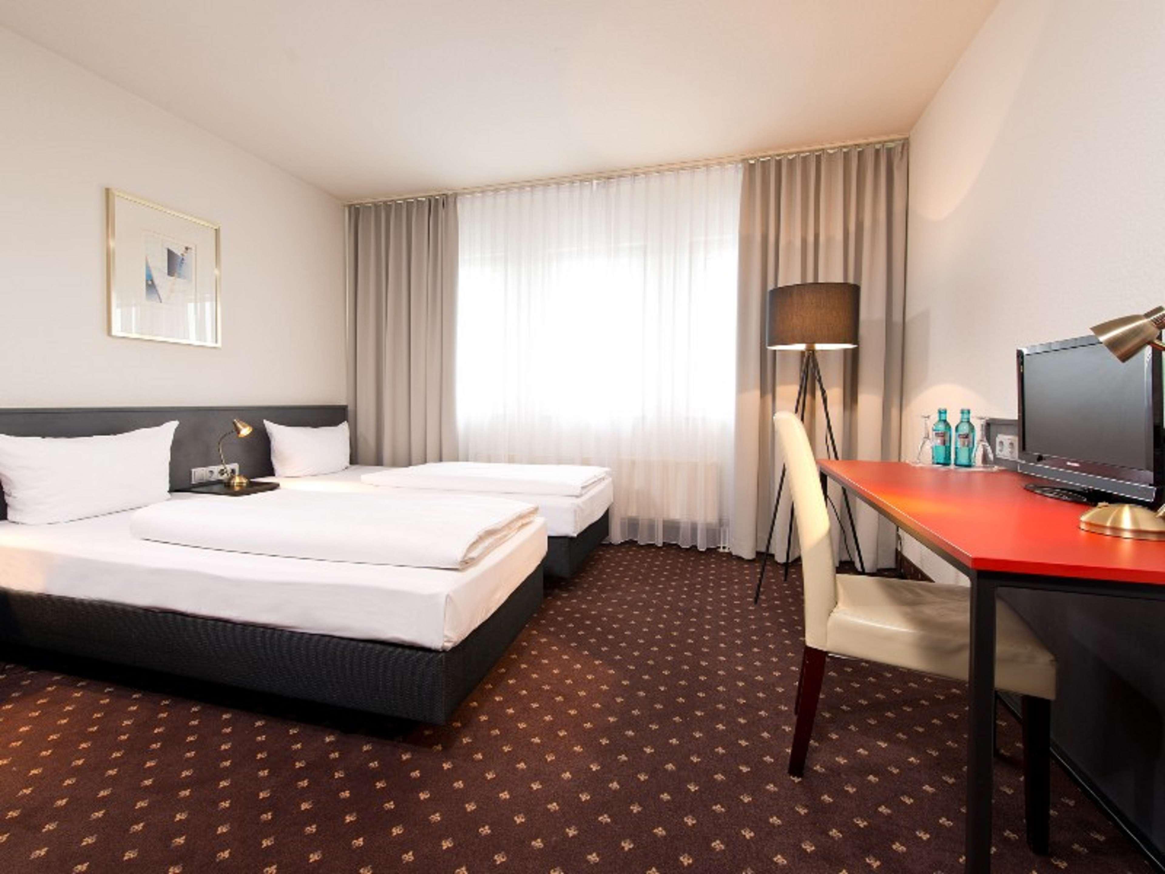 Achat Hotel Hockenheim Kültér fotó